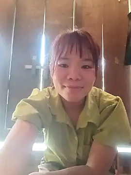 Nguyet135 online show from April 6, 3:48 am