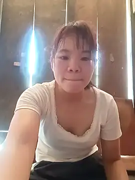 Nguyet135 online show from April 9, 3:50 am