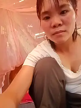 Nguyet135 online show from April 9, 6:52 am