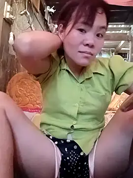 Nguyet135 online show from April 10, 5:56 am