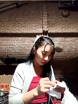 Snapshot of emaame68 chatting on December 3, 12:58 pm emaame68 online show from December 3, 12:58 pm