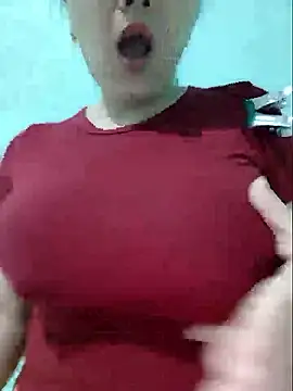 Shiny Babe online show from March 25, 6:36 pm