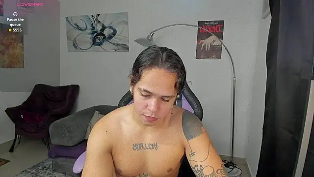 Maximiliano scoott   online show from May 24, 8:03 pm
