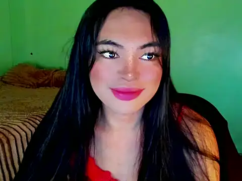 Snapshot of Sweetpeaxx chatting on May 12, 3:14 am Sweetpeaxx online show from May 12, 3:14 am