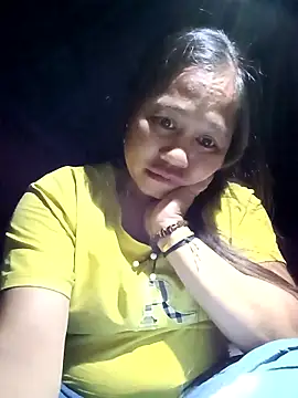 Phiphi135 online show from April 8, 1:33 pm