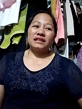 Phiphi135 online show from April 12, 2:22 pm