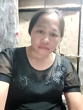 Phiphi135 online show from April 15, 2:35 pm