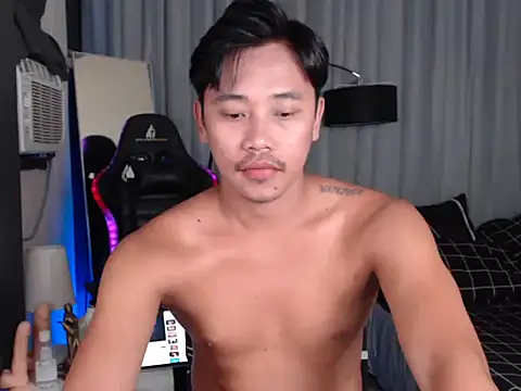 Snapshot of alexsuckable01 chatting on May 14, 7:31 pm alexsuckable01 online show from May 14, 7:31 pm