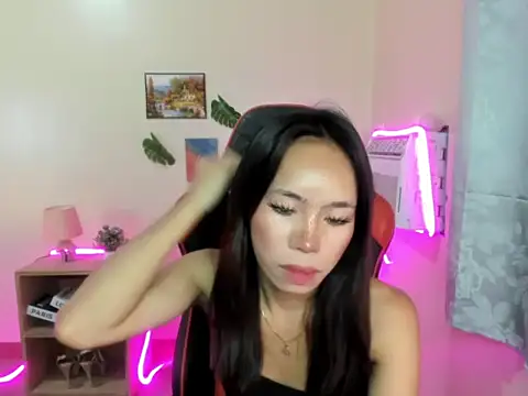 Snapshot of Shindoll chatting on November 10, 11:53 am Shindoll online show from November 10, 11:53 am