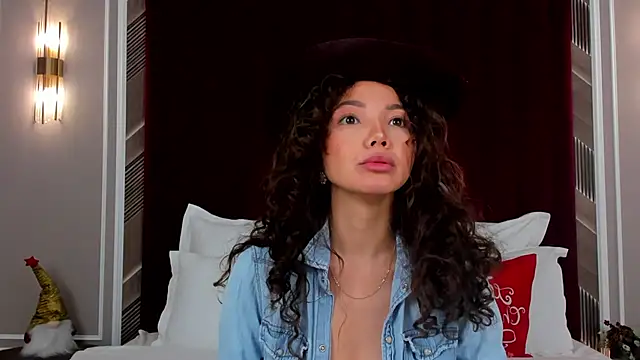 MargaretPeace online show from December 20, 3:02 am