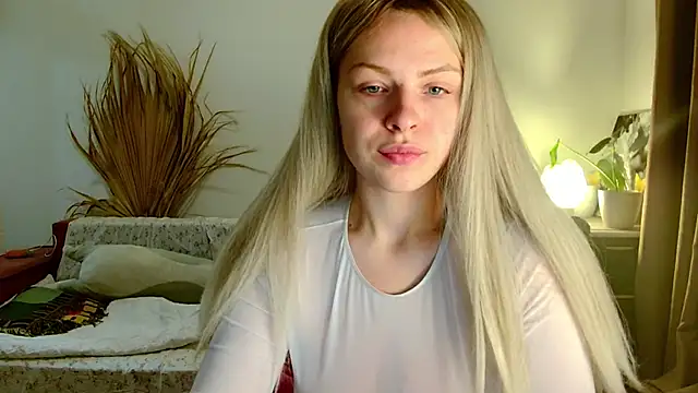 babylilly00 online show from November 18, 5:17 pm