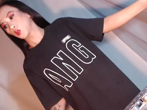 Xyourstellafox online show from March 24, 10:20 am