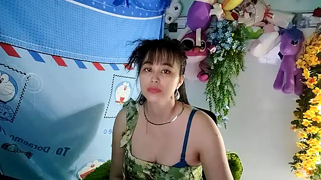 Snapshot of emgaixinhngoan chatting on November 20, 3:12 pm emgaixinhngoan online show from November 20, 3:12 pm