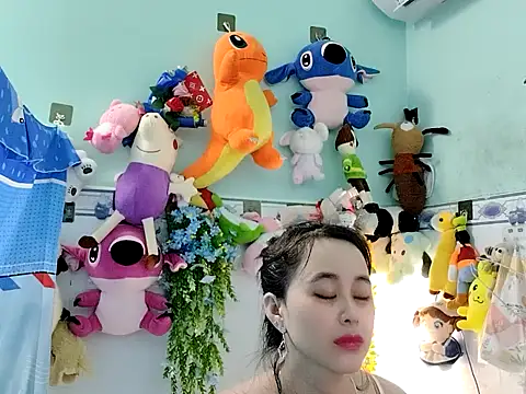 Snapshot of emgaixinhngoan chatting on November 25, 3:23 pm emgaixinhngoan online show from November 25, 3:23 pm