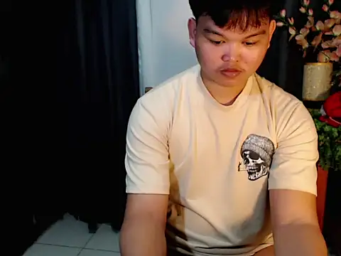 Snapshot of Reynelcock chatting on September 18, 5:59 pm Reynelcock online show from September 18, 5:59 pm