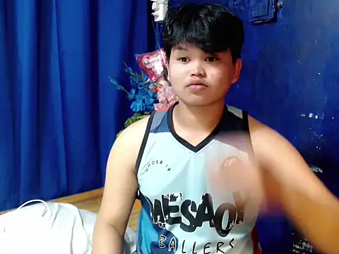 Reynelcock online show from January 8, 4:09 pm