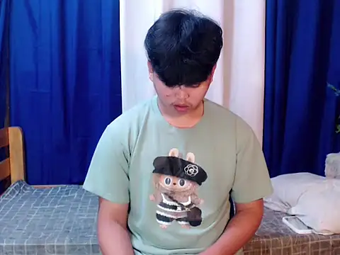 Reynelcock online show from February 5, 6:12 pm