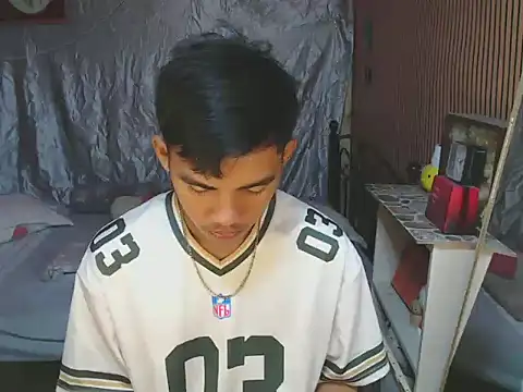 urhot chany online show from November 24, 5:45 pm