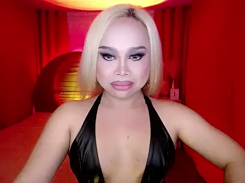 Snapshot of andy_slave4u chatting on November 22, 2:27 pm andy slave4u online show from November 22, 2:27 pm