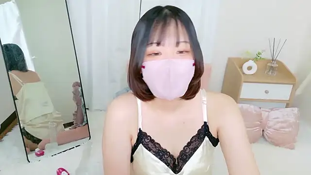 karen-chan online show from December 17, 12:11 pm