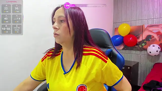 Snapshot of Chantalvedette chatting on June 23, 8:29 pm Chantalvedette online show from June 23, 8:29 pm