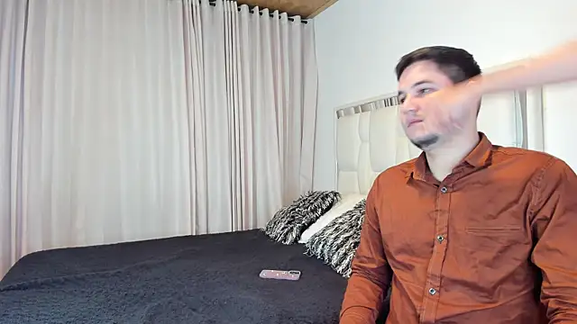 CameronyMartinn online show from July 16, 1:44 am