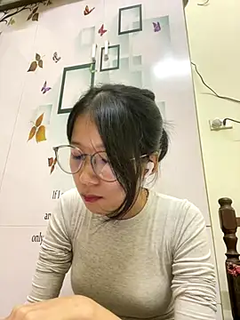 meomeo2k6 online show from November 6, 1:56 pm