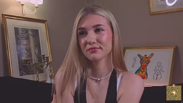 Snapshot of BeatrixGummer chatting on October 3, 8:17 pm BeatrixGummer online show from October 3, 8:17 pm