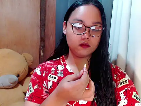  Lylia online show from November 26, 8:10 pm