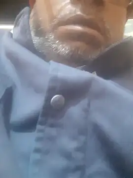 Snapshot of Puneet_1234 chatting on January 9, 8:39 am Puneet 1234 online show from January 9, 8:39 am