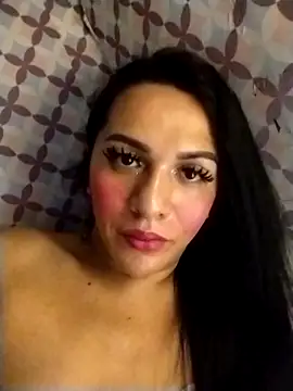 enoria1992 online show from April 11, 7:24 am