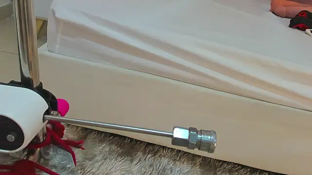 Wonderkloe  online show from March 1, 1:29 am