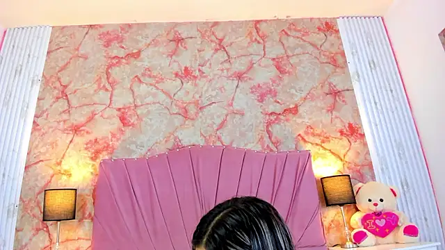 Wonderkloe  online show from March 28, 2:55 am