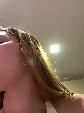 Nikii   online show from March 22, 4:05 am