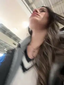 Isabella21  online show from February 4, 12:38 am