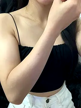 Snapshot of JennyQueen18 chatting on November 1, 3:47 pm JennyQueen18 online show from November 1, 3:47 pm