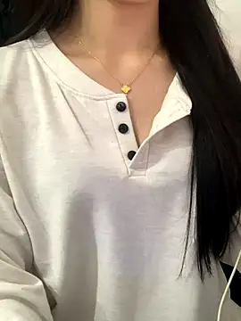 Snapshot of JennyQueen18 chatting on November 27, 7:16 pm JennyQueen18 online show from November 27, 7:16 pm