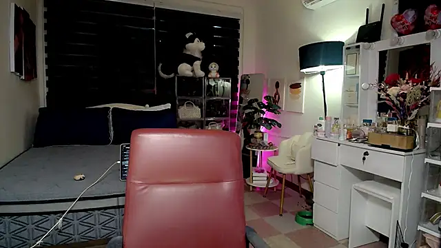 XhotcockcumXts online show from April 22, 4:37 am