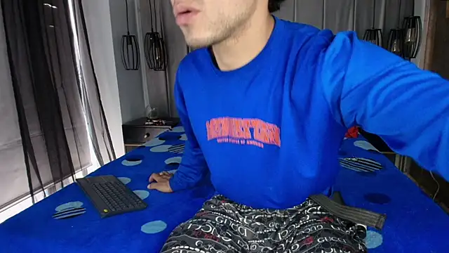 Thonixxx mr online show from April 10, 4:01 pm