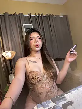 Nyxie luxx online show from April 5, 9:01 pm