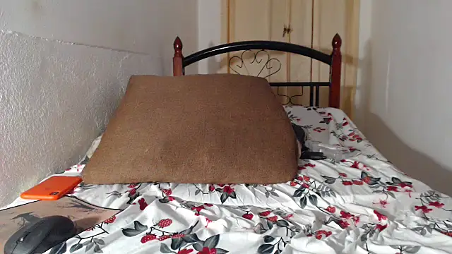 Snapshot of wetcockapple chatting on September 14, 9:36 pm wetcockapple online show from September 14, 9:36 pm