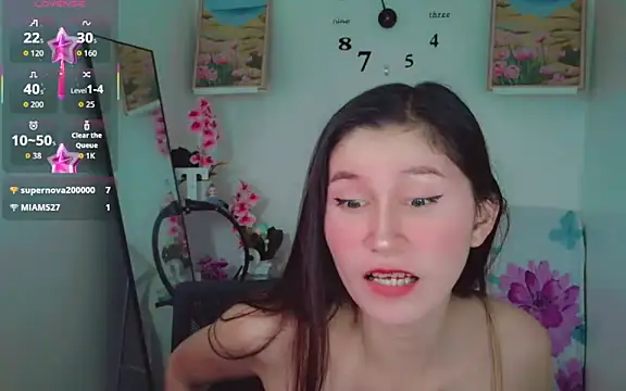 anne smithe online show from February 4, 7:58 am