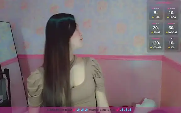 Snapshot of anne_smithe chatting on May 20, 2:40 am anne smithe online show from May 20, 2:40 am