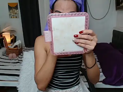 AmayaWang online show from September 25, 7:01 am