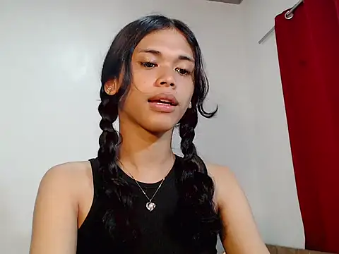 urcurlydiva online show from October 25, 5:26 am