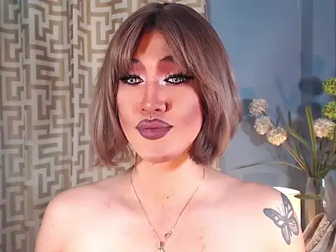 AleinaCroft online show from April 4, 10:02 am