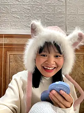 Daisy018 online show from October 23, 2:22 am