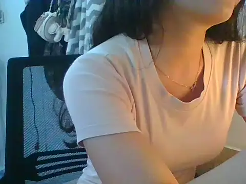 Linzly online show from September 19, 3:08 am