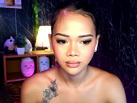 ur holly lexie online show from October 27, 3:32 am