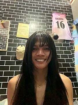 Snapshot of tscummeroverload4u chatting on December 15, 7:12 am tscummeroverload4u online show from December 15, 7:12 am